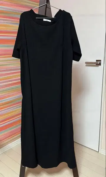 SLY 블랙 리브 반팔