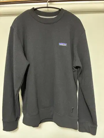 patagonia 블랙 R1 에어 크루 S 사이즈
