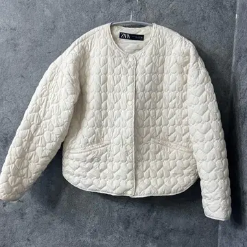 ZARA 하트 퀼팅 자켓 아이보리