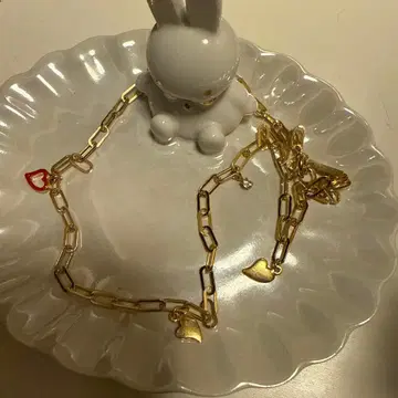 COCO DEAL 하트형 참 목걸이