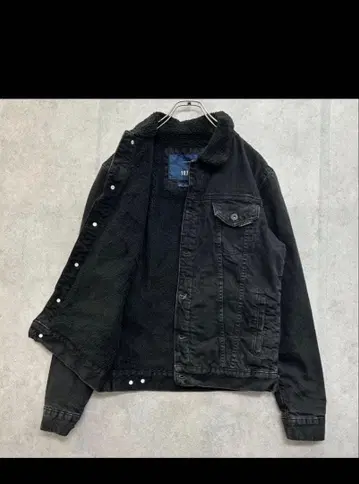 보아 카라 부착 블랙 데님 자켓