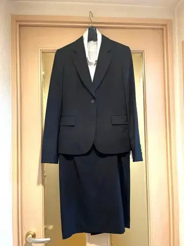 컨디션 최상 LES MUES 스커트 수트