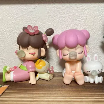 Nanci 피규어 세트