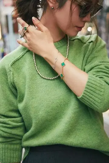 세븐틴 SEVENTEEN 베이직 크루넥 풀오버 (그린) S