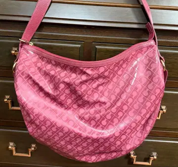 게랄티니 핑크 로고 패턴 숄더백