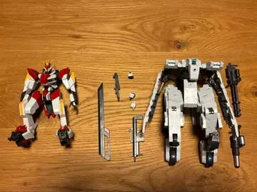 경계전기 조립 완료 프라모델 2체 세트 정크