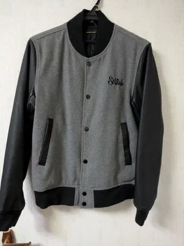 바시티 자켓 그레이/블랙