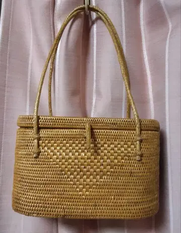 브라운 천연 소재 아타 백