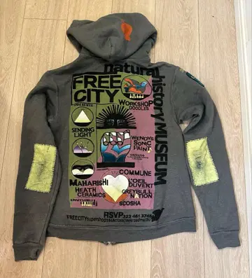 프리 시티 컬러풀 그래픽 후드티
