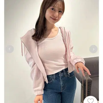 snidel UV컷 후드티