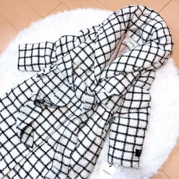 [택 포함 새상품] Herlipto 다운 코트 체크 코지마 요나 착용