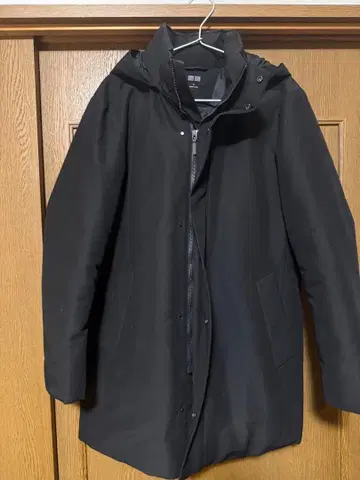 UNIQLO 하이브리드 다운 코트 S 사이즈 블랙