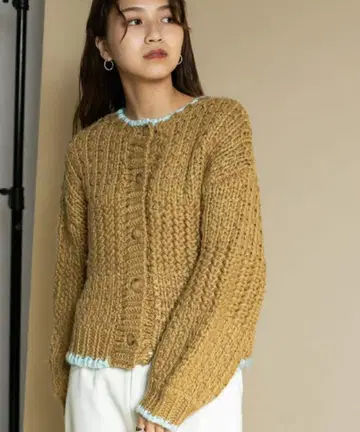 KBF 전후 2way 배색 니트