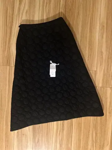 미나 페르호넨 탬버린 스커트