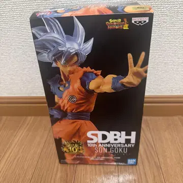 10주년 SON GOKU 피규어