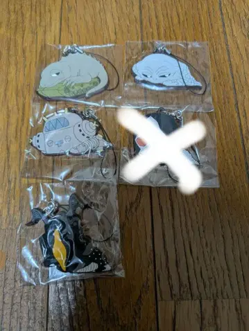 울트라맨 괴수 달룬 러버 스트랩