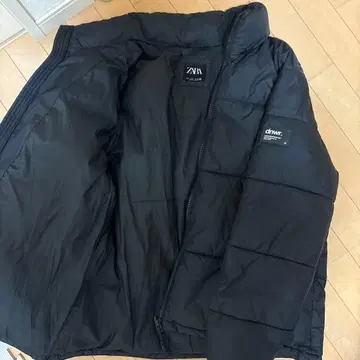 dnwr ZARA 블랙 다운 자켓