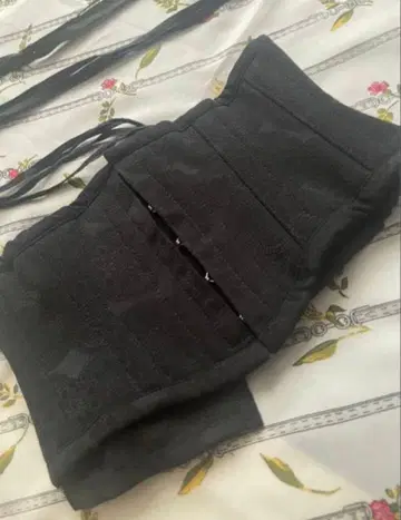 abilletage / 레이스 프린트 베리 숏 코르셋 사이즈 2