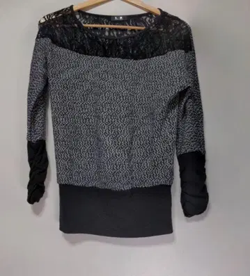 L.A. 오프숄더풍 긴팔 상의