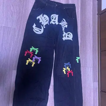 갈피 블랙 데님 팬츠