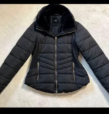 ZARA 허리 라인 다운 자켓 sizeEUR S/