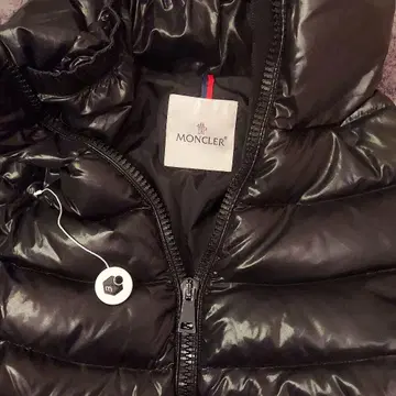 MONCLER 블랙 다운 자켓
