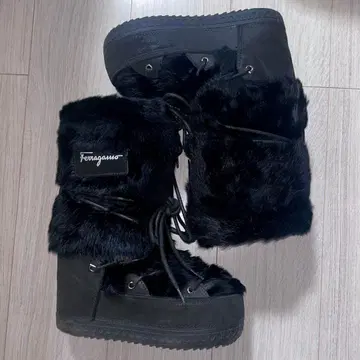 [Ferragamo] 퍼 부츠 블랙