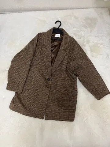 LOWRYSFARM 체스터 코트 브라운 계열