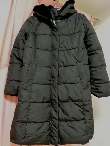 블랙 다운 자켓 후드 부착