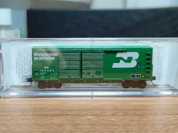 N 게이지 micro-trains 40ft box car BN