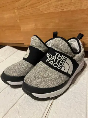 THE NORTH FACE 24cm 눕시 트랙션 라이트 모크 그레이
