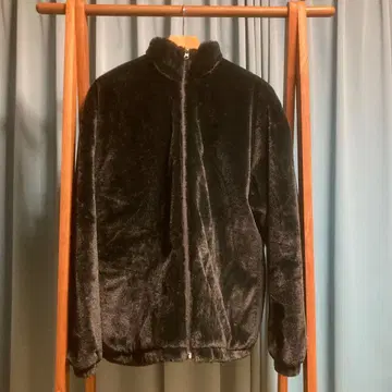 미사용 새상품 TowncrafT 보아 코트 블랙