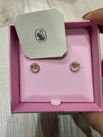 핑크 골드 스와로브스키 귀걸이