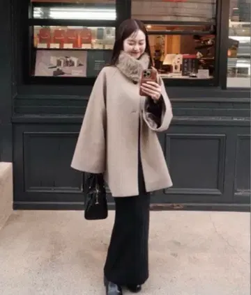 Chico 퍼 탈부착 케이프 코트