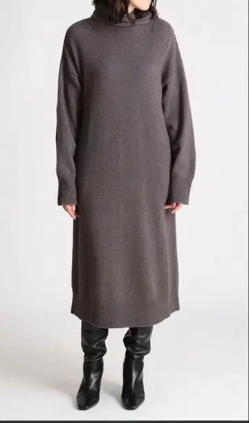 미라 오웬 야크 블렌드 울 후드 원피스 차콜 그레이