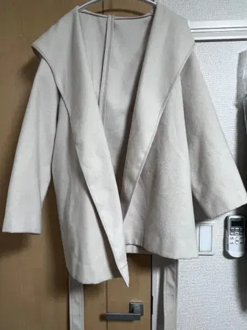 SNIDEL 후드 부착 베이지 체스터 코트 원사이즈