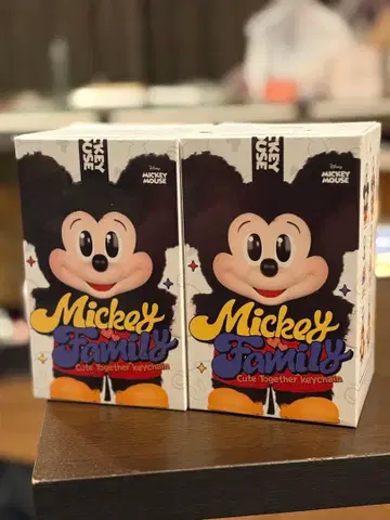 [ 새상품,미개봉 ] POP MART Mickey Family 키체인