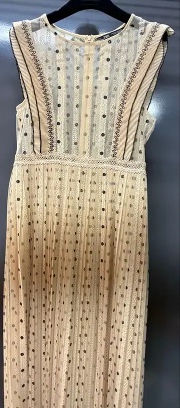 ZARA 레이스 x 도트 롱 원피스 고급스러운