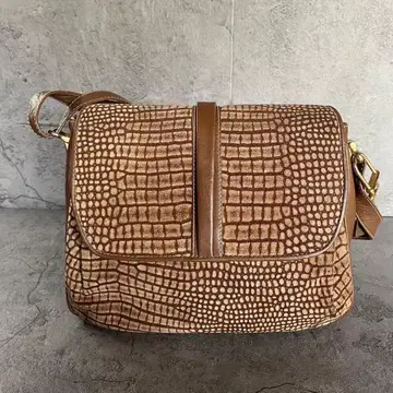 [ Carini ] 카리니 이탈리아제 내부 포켓 브라운 숄더백