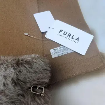 FURLA 머플러
