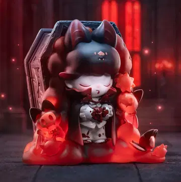 DIMOO EMBRACE THE SUN FIGURE