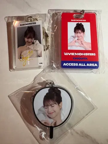 BABYMONSTER 베비몬 캡슐 토이 3종 치키타 CHIQUITA