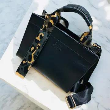 [ 새상품급 ] BAYFLOW 블랙 2way 숄더백 레오파드 무늬