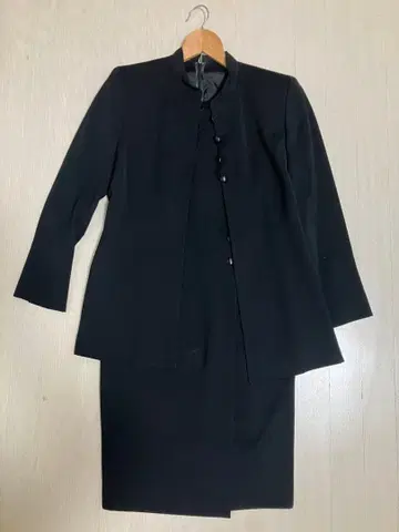 상복 반팔 원피스 & 자켓 세트