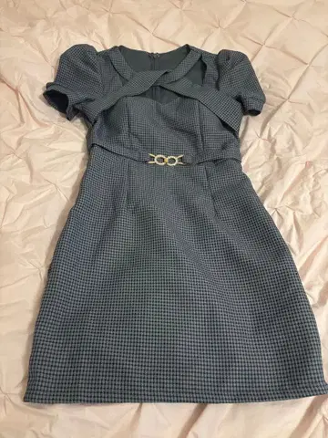 트위드 비쥬 벨트 모티브 반팔 타이트 미니 드레스 쥬얼스 데이지 스토어