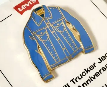 Levis TYPE III Trucker Jacket 50주년 핀 배지