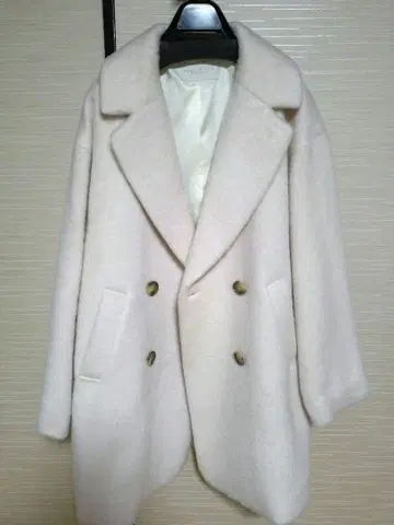 PROPORTION BODY DRESSING 미들 기장 샤기 코트