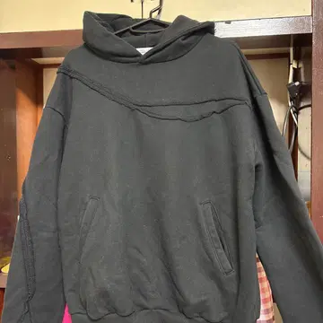 60% 후드티 블랙