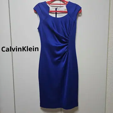 CALVIN KLEIN 슬리브리스 무릎 기장 원피스 로얄 블루