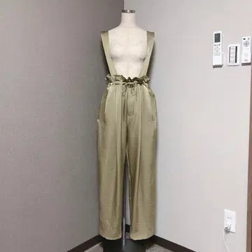 다즐린 서스펜더 새틴 팬츠 카키